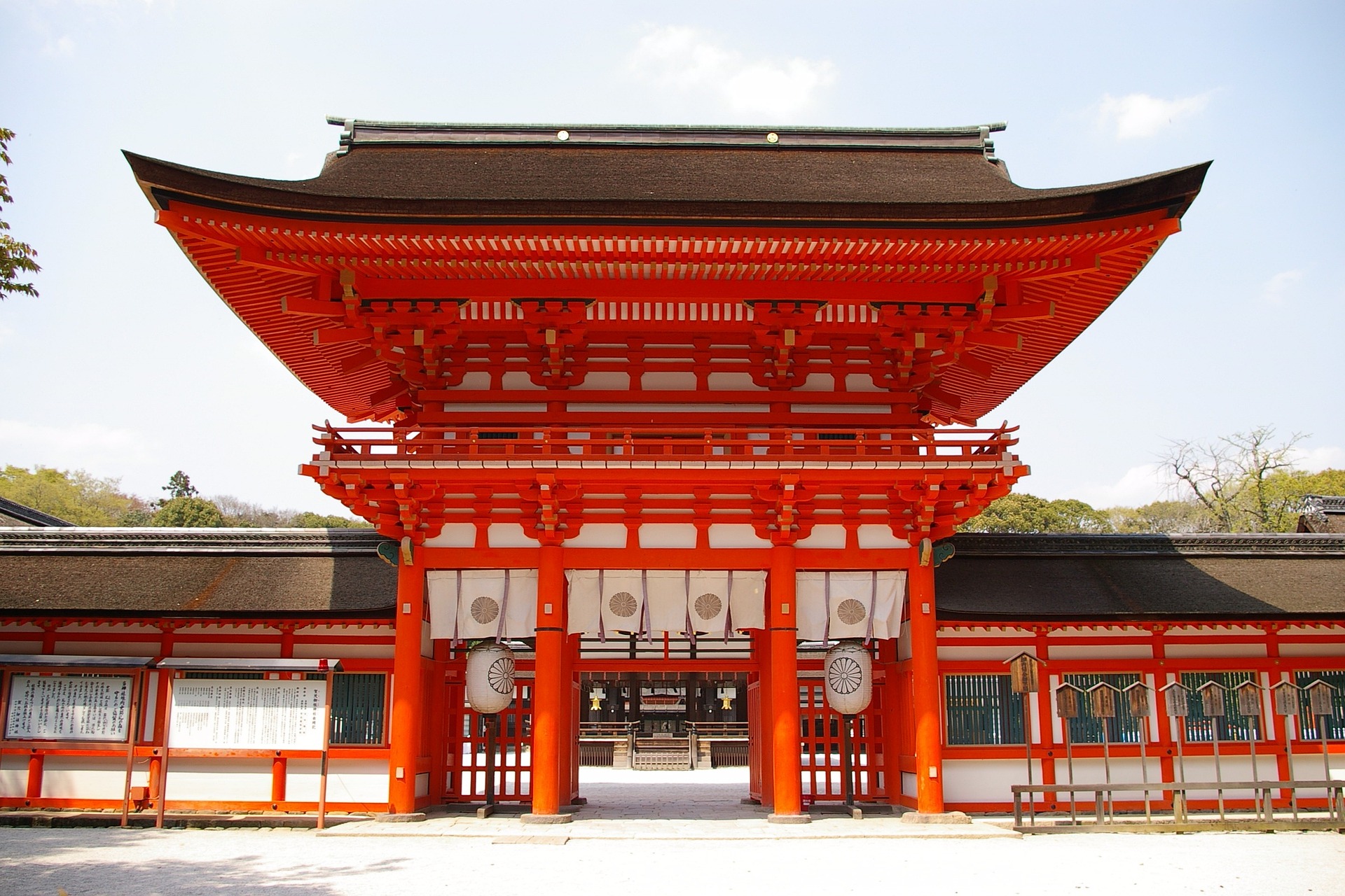 10 temples and shrines in Tokyo you cannot miss