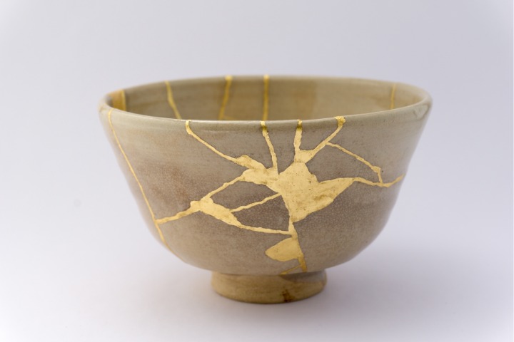 gold bowl made using the art of kintsugi