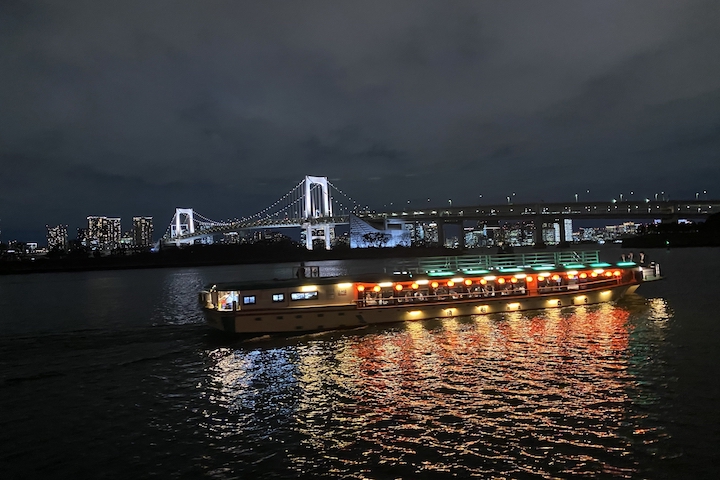 boat cruises tokyo