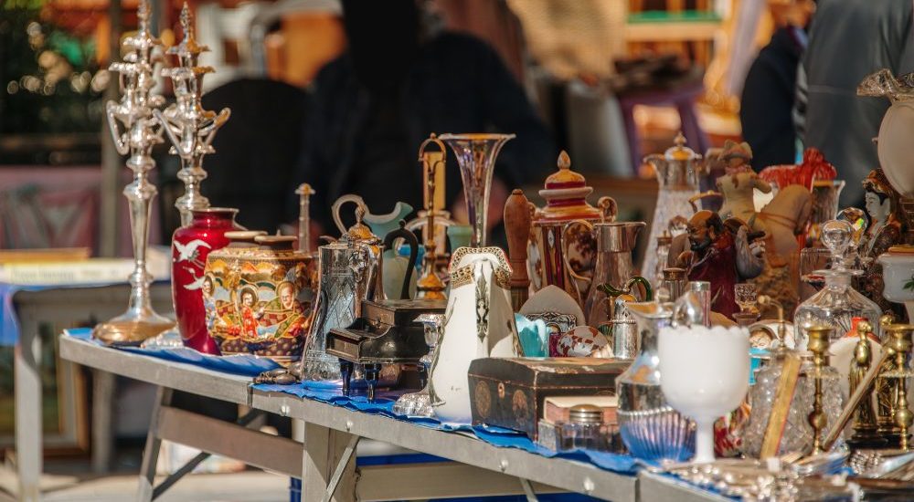 Second-hand furniture and antiques